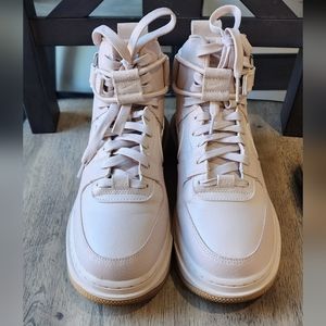 Nike Air Force 1 High Utility 2.0 Arctic Gum Boots Size 7.5